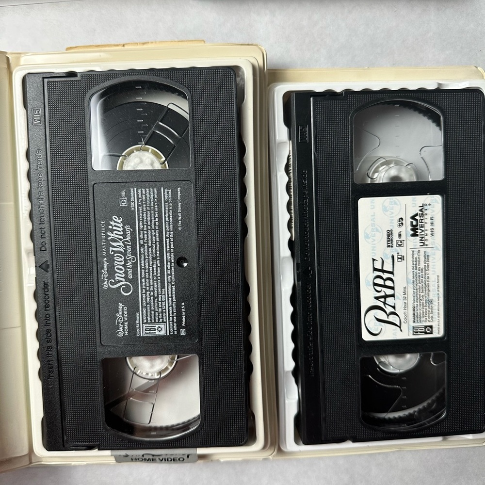 Disney VHS Collection - Colorful Covers - Picture 7 of 9
